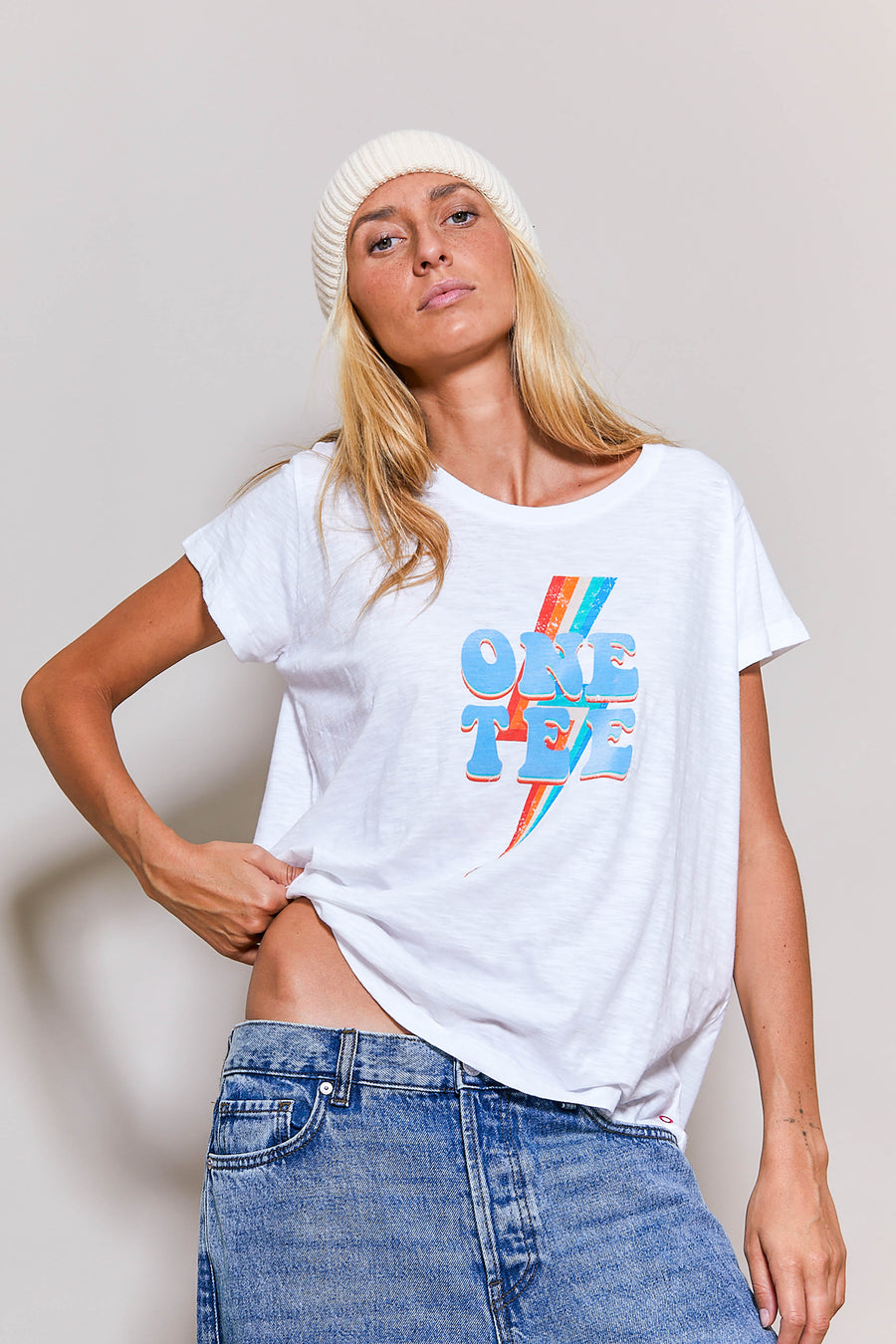 AVA 60'S WHITE T-SHIRT