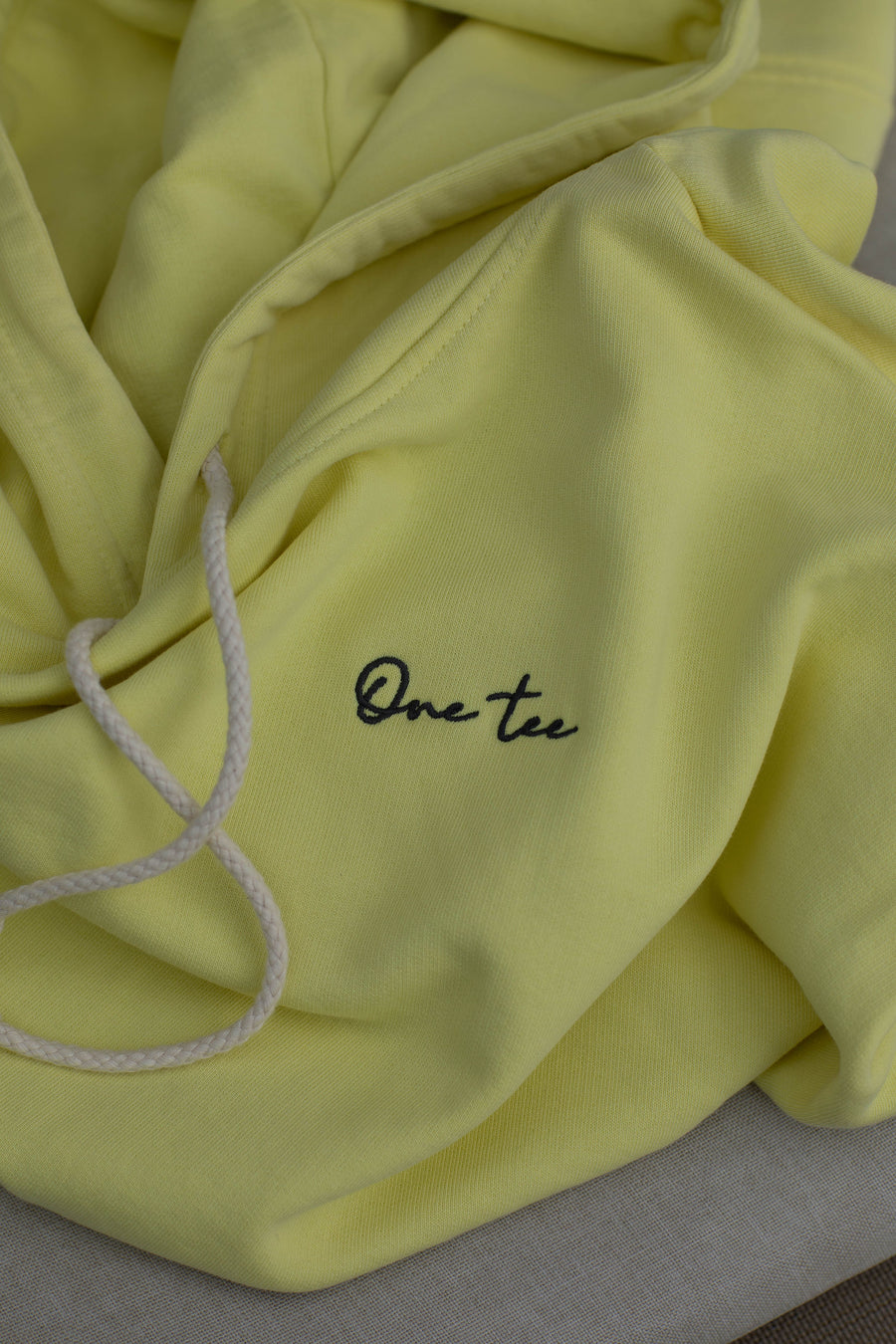 SWEAT LOUIS YELLOW VÉRONIKA