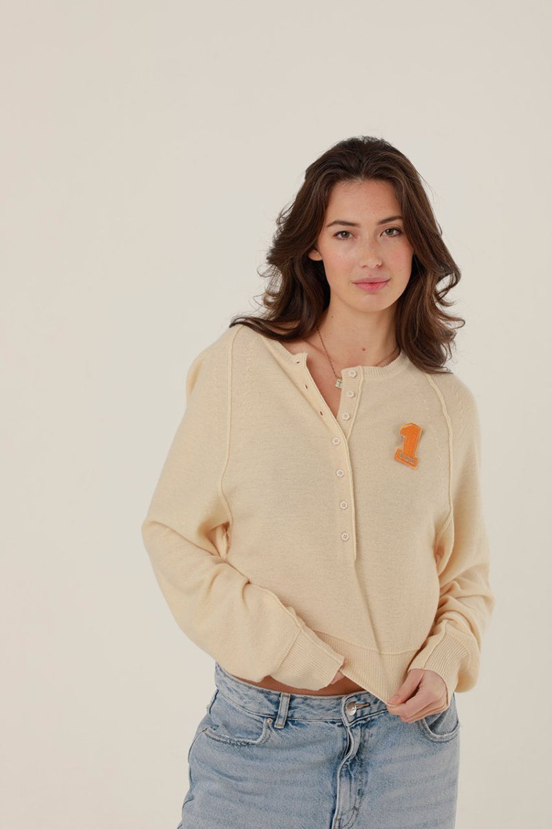 PULL KEILA MILK XS - ONE TEE