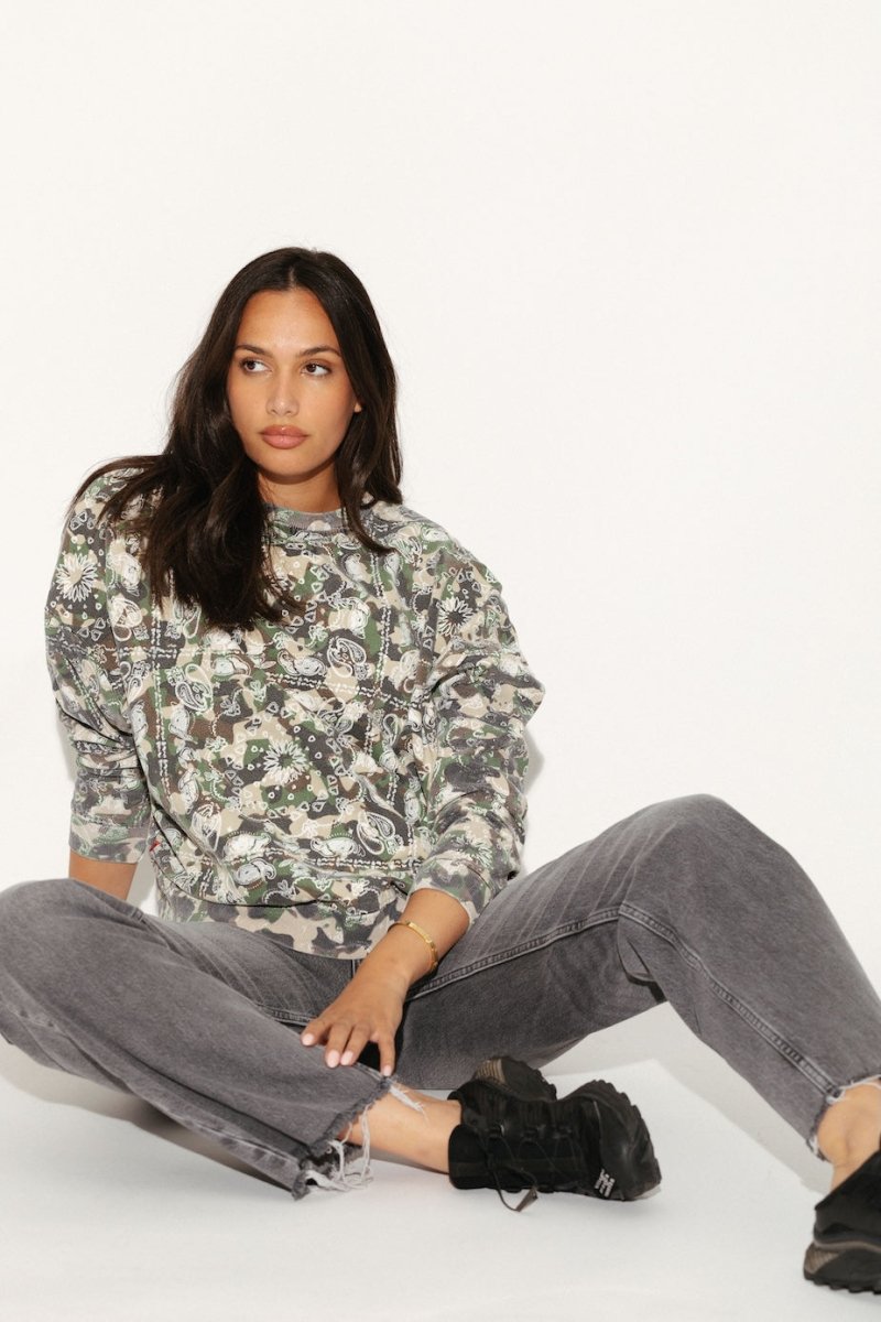 SWEAT IRIS CAMOUFLAGE S/M - ONE TEE