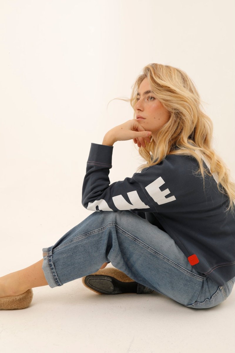 SWEAT JAMES NAVY S/M - ONE TEE