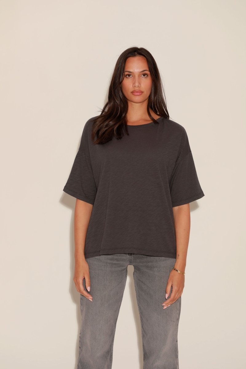 T-shirt Véronika - Chapitre 13 CARBONE XS - ONE TEE X VERONIKA LOUBRY