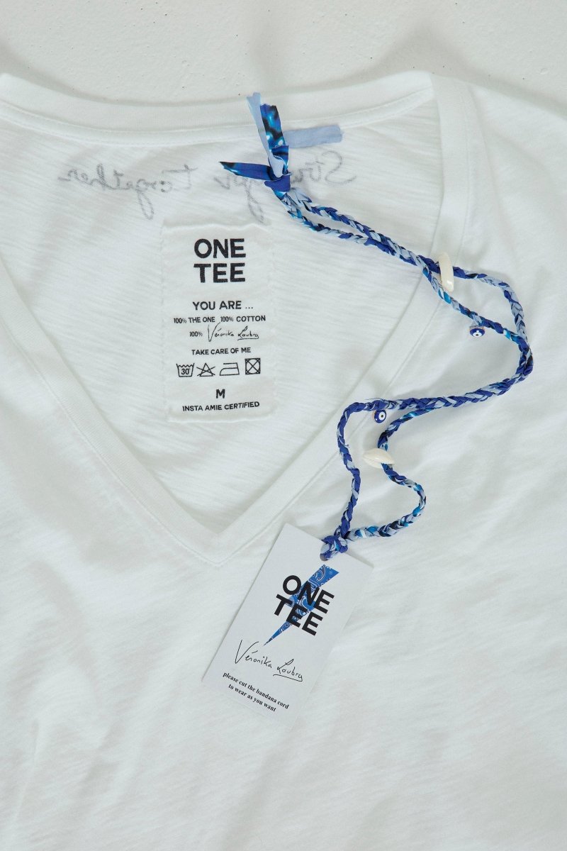 T-shirt Véronika col V - 📖12 Capsule 2 BLANC XS - ONE TEE X VERONIKA LOUBRY